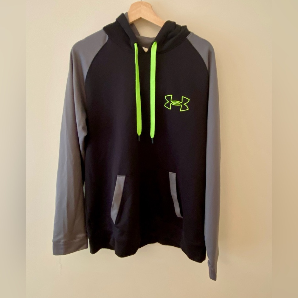 Under Armour Men’s Loose Fit Hoodie